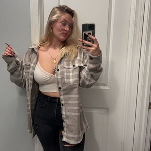 Meet your Posher, Amra